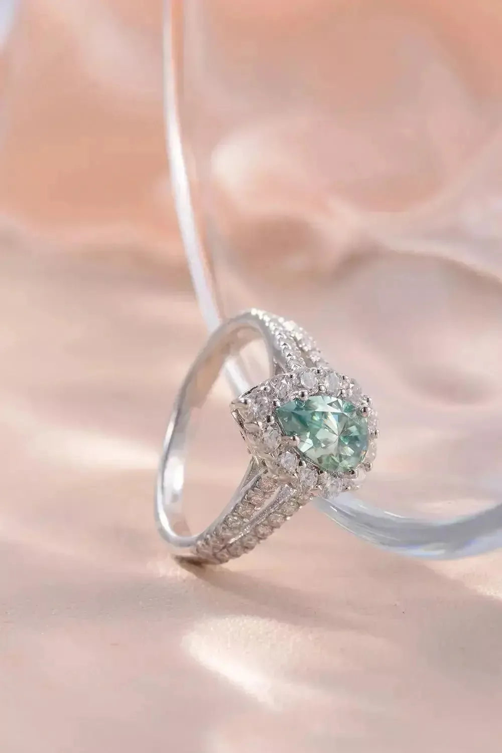 1 Carat Moissanite 925 Sterling Silver Ring - Godiva Oya Bey