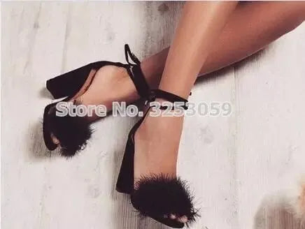 New Design Nude Pink Black Suede Fur Sandals Lace-up Thick High Heels Dress Shoes Strappy Chunky Heel Bridal Shoes Sandals Godiva Oya Bey