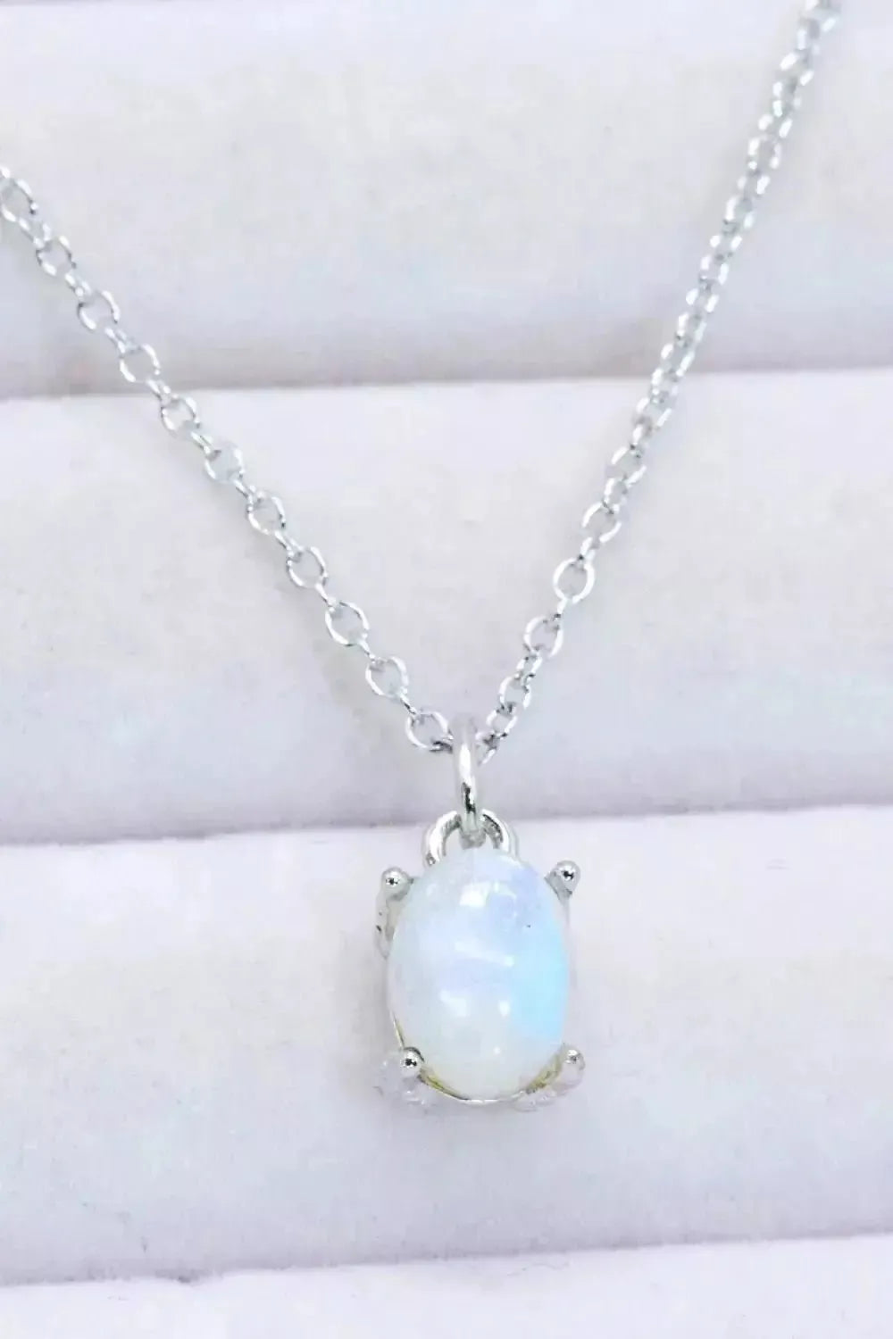 Natural 4-Prong Pendant Moonstone Necklace - Godiva Oya Bey