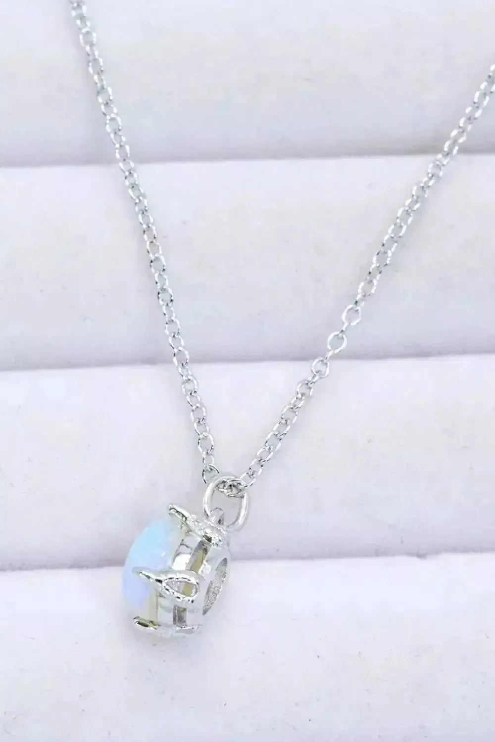 Natural 4-Prong Pendant Moonstone Necklace - Godiva Oya Bey