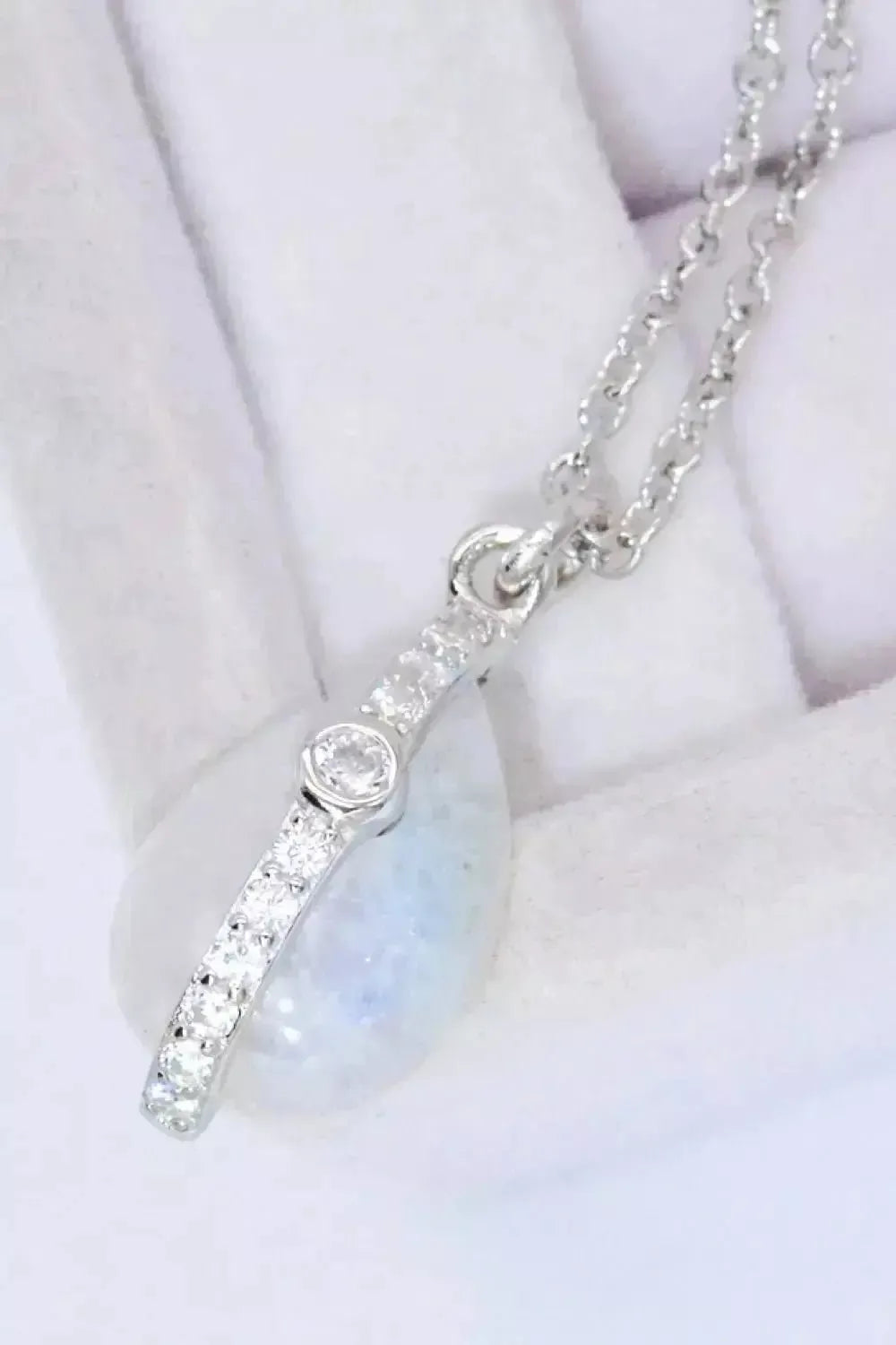 Natural Moonstone and Zircon Pendant Necklace - Godiva Oya Bey
