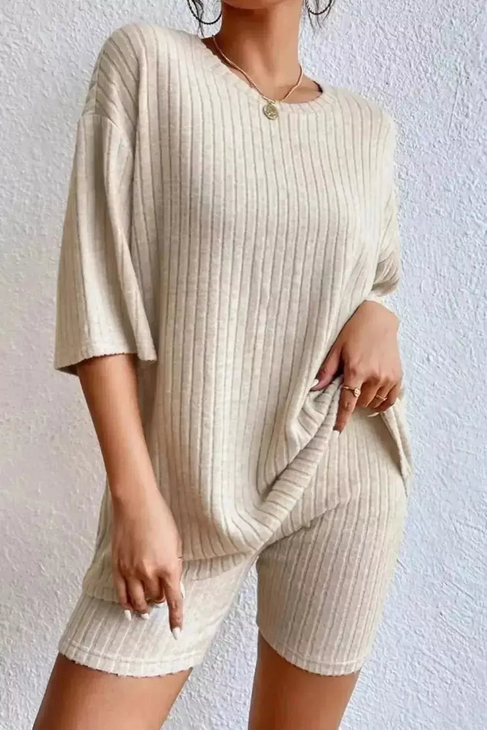 Round Neck Ribbed Top and Shorts Lounge Set - Godiva Oya Bey